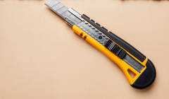 Razor Knife or Scissors