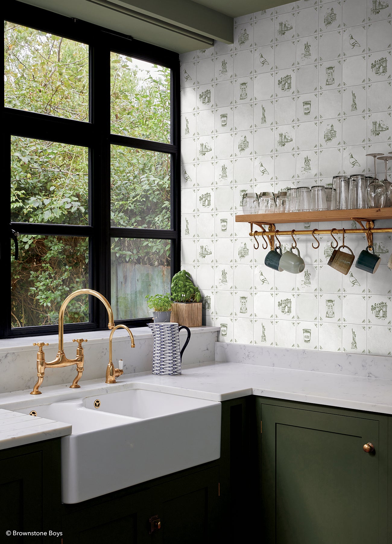 Brooklyn Delft P&S Wallpaper in a room setting