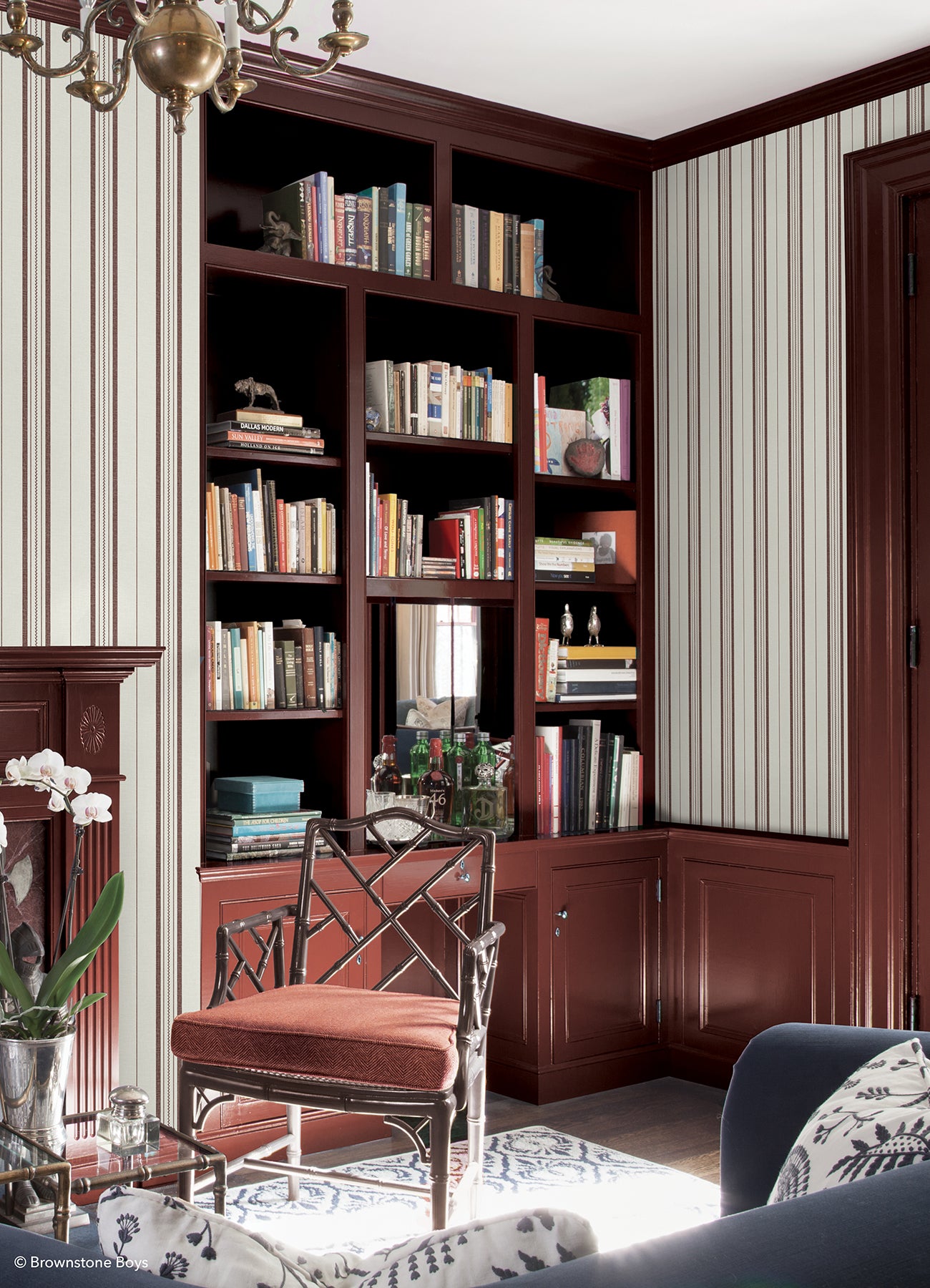 Townhouse Stripe P&S Wallpaper in a room setting