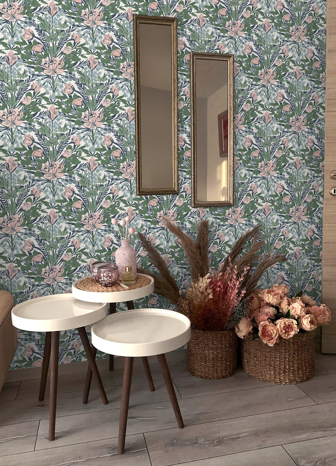 Moody June Blooms P&S Wallpaper in a room setting
