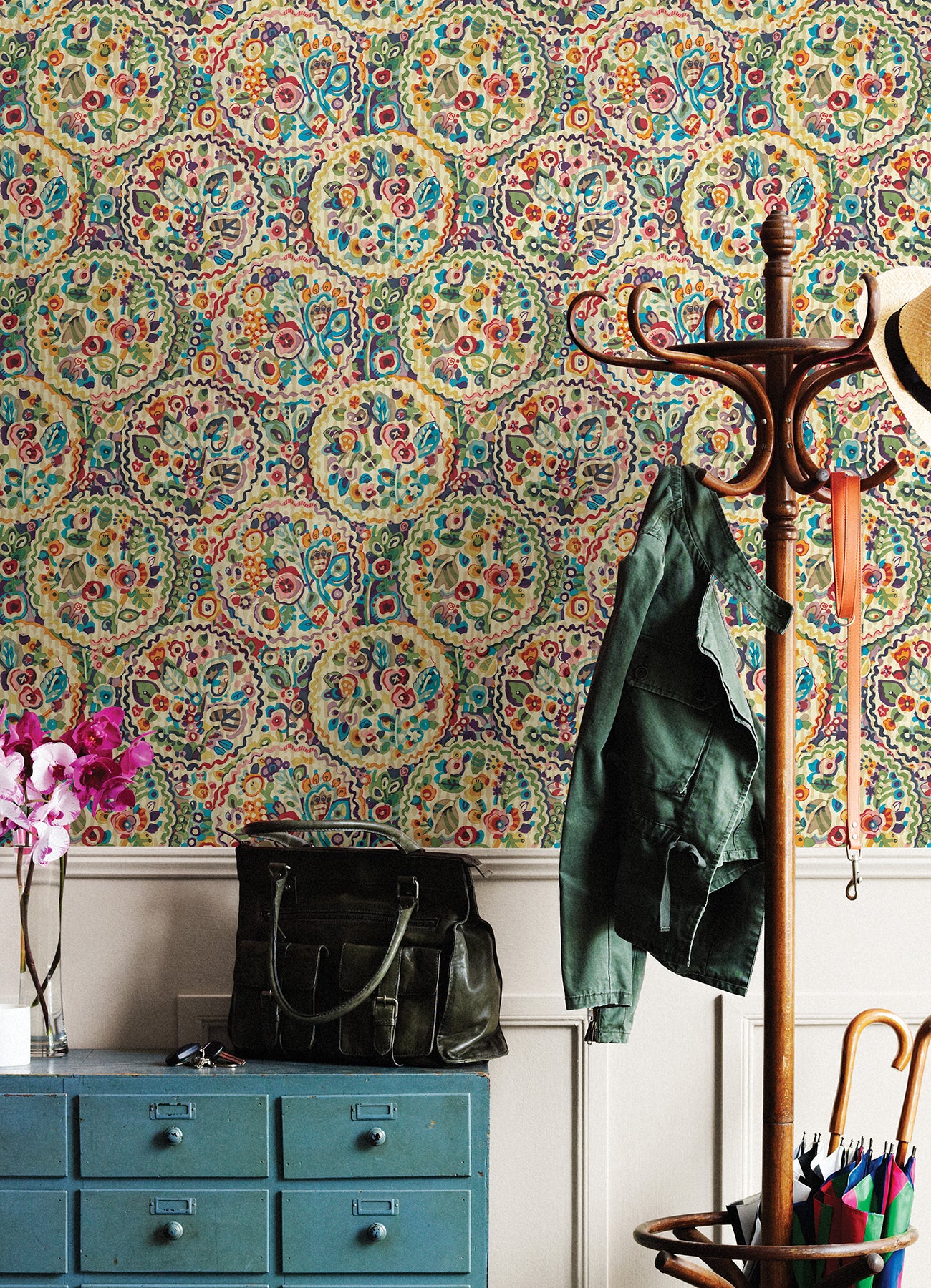 Camille Peel and Stick Wallpaper in a room setting