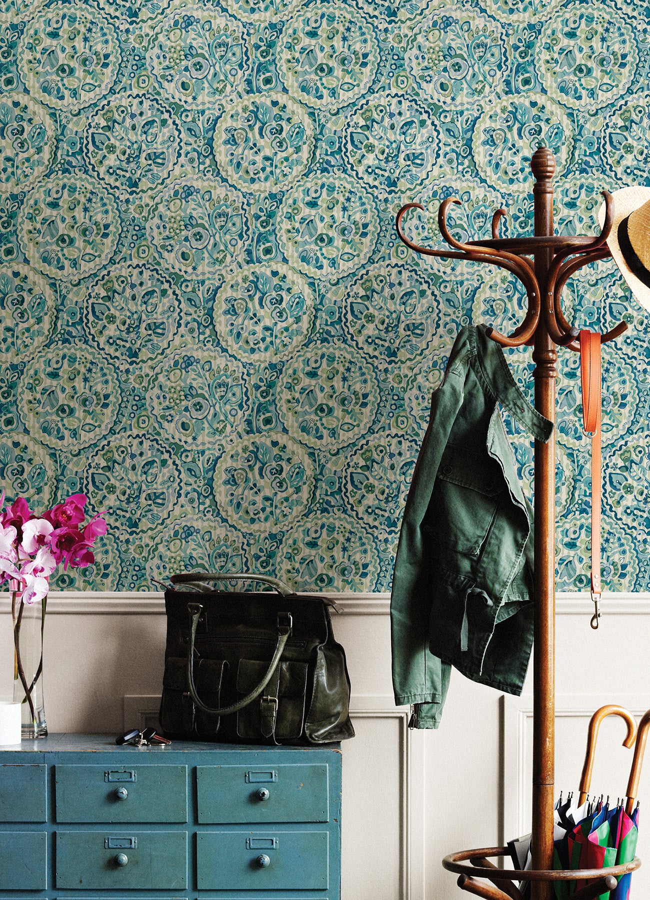 Camille Peel and Stick Wallpaper in a room setting