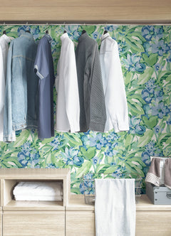 Belles Fleurs peel and stick wallpaper in a room setting