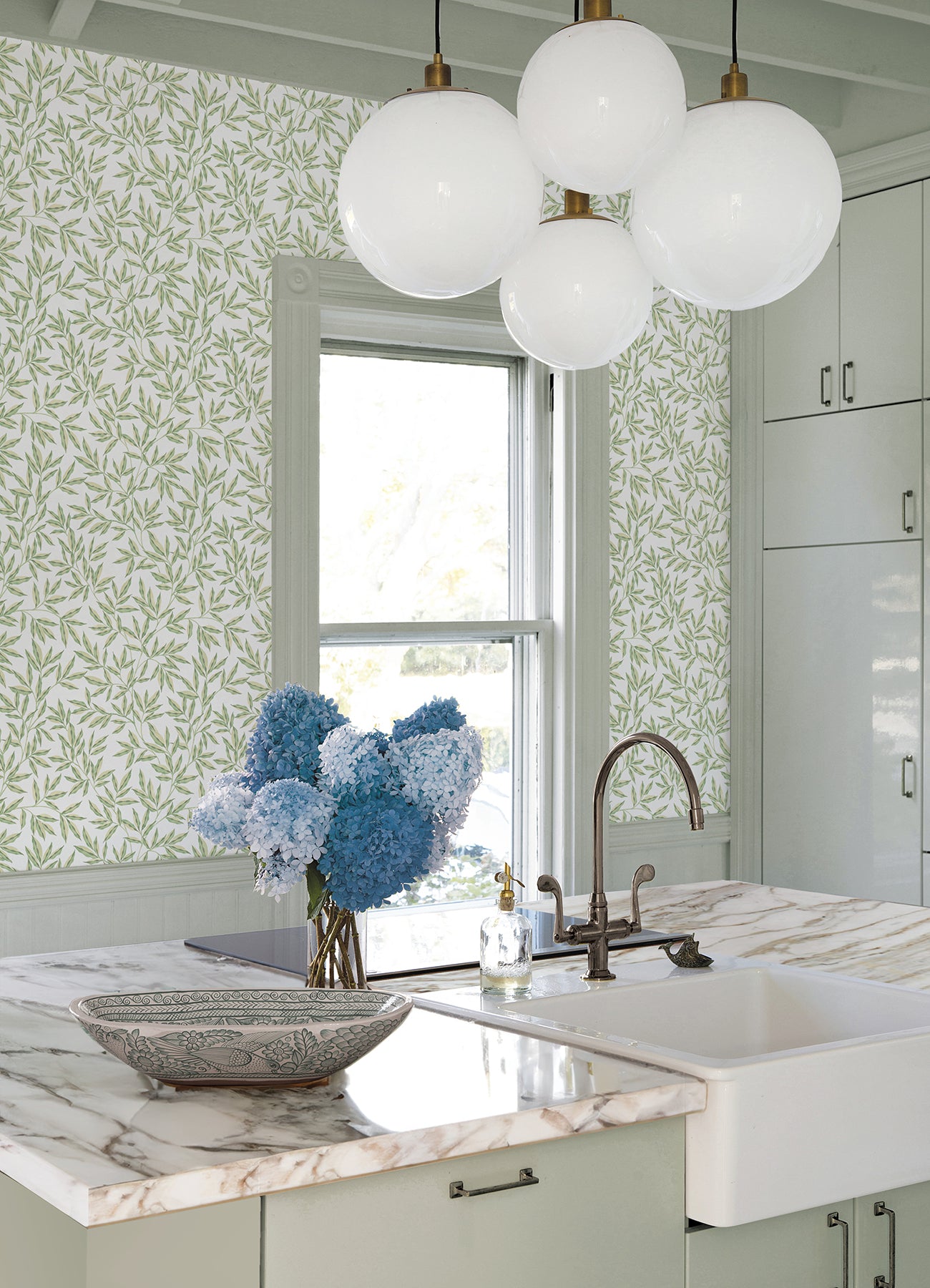 Rowan P&S Wallpaper in a room setting