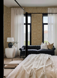 Melograno P&S Wallpaper in a room setting