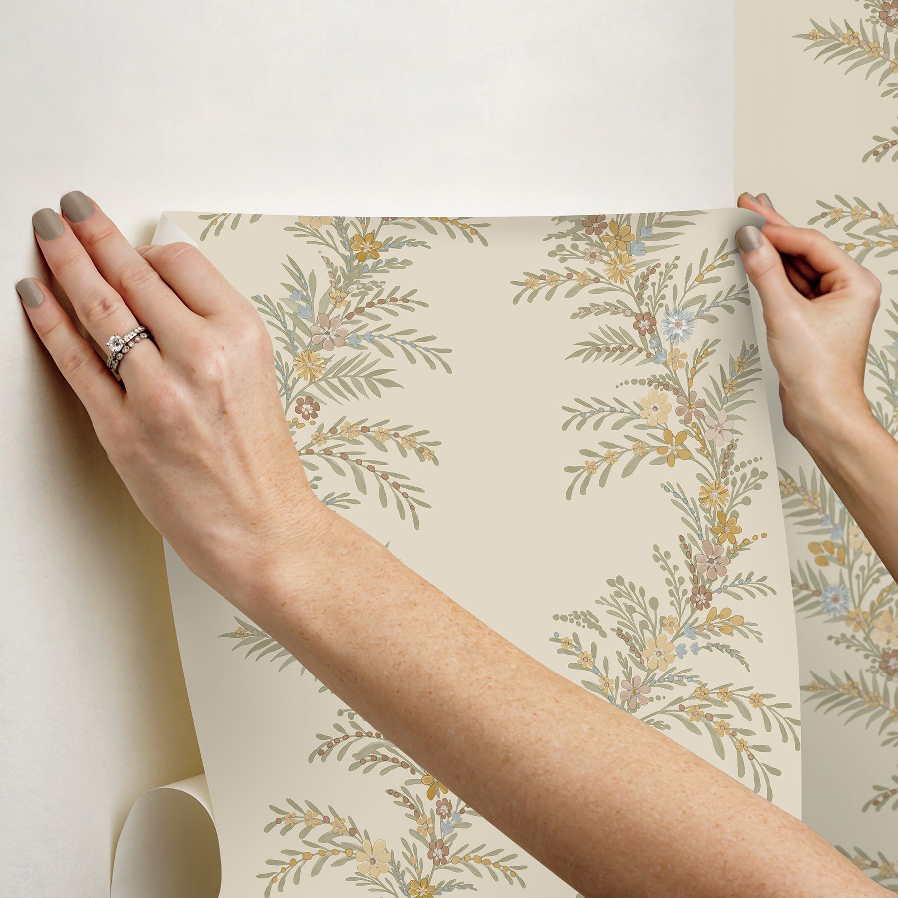 Posy P&S Wallpaper - how to stick
