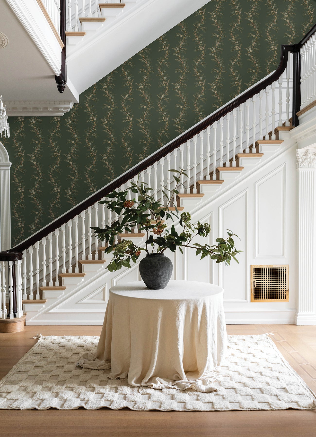 Posy P&S Wallpaper in a room setting