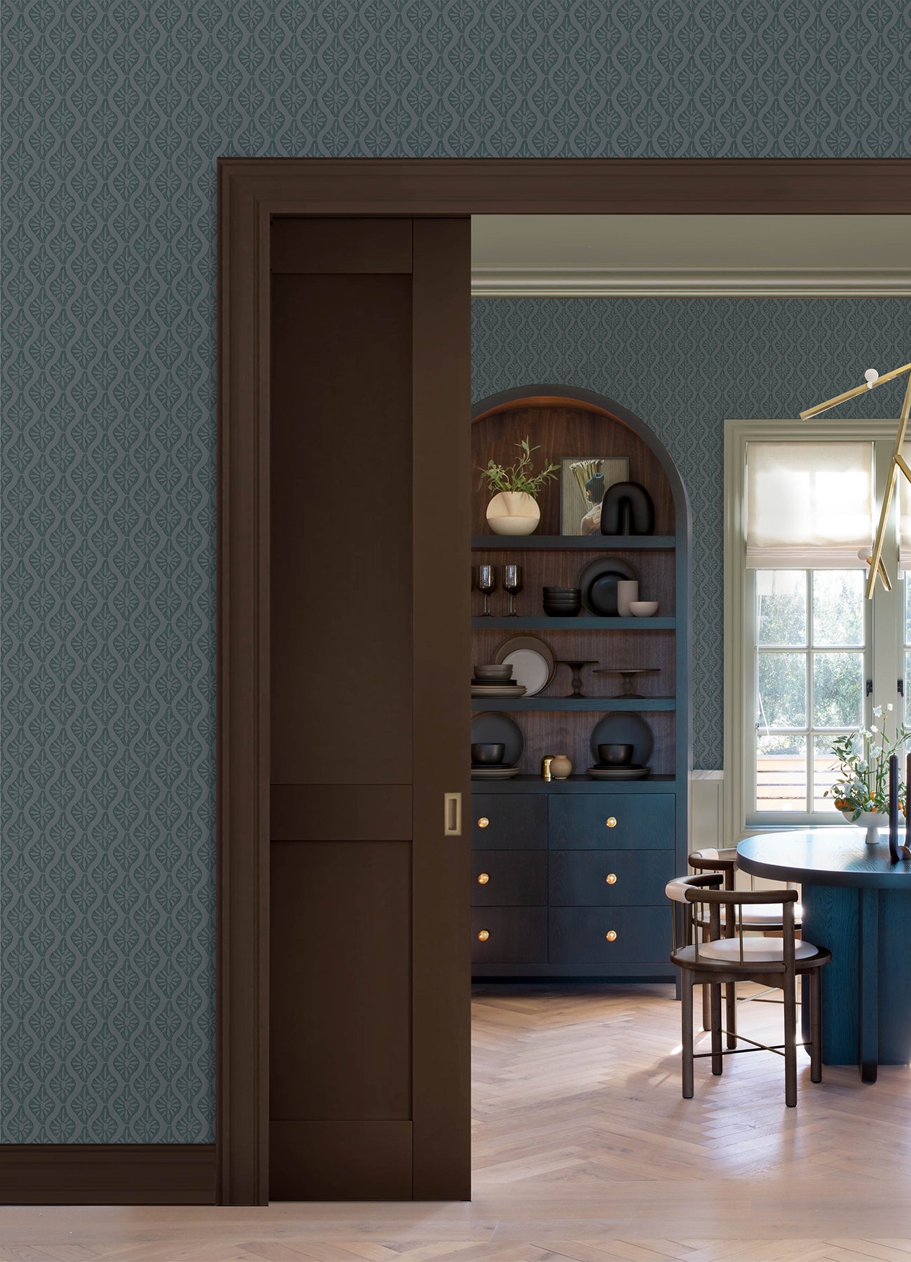 Nova P&S Wallpaper in a room setting