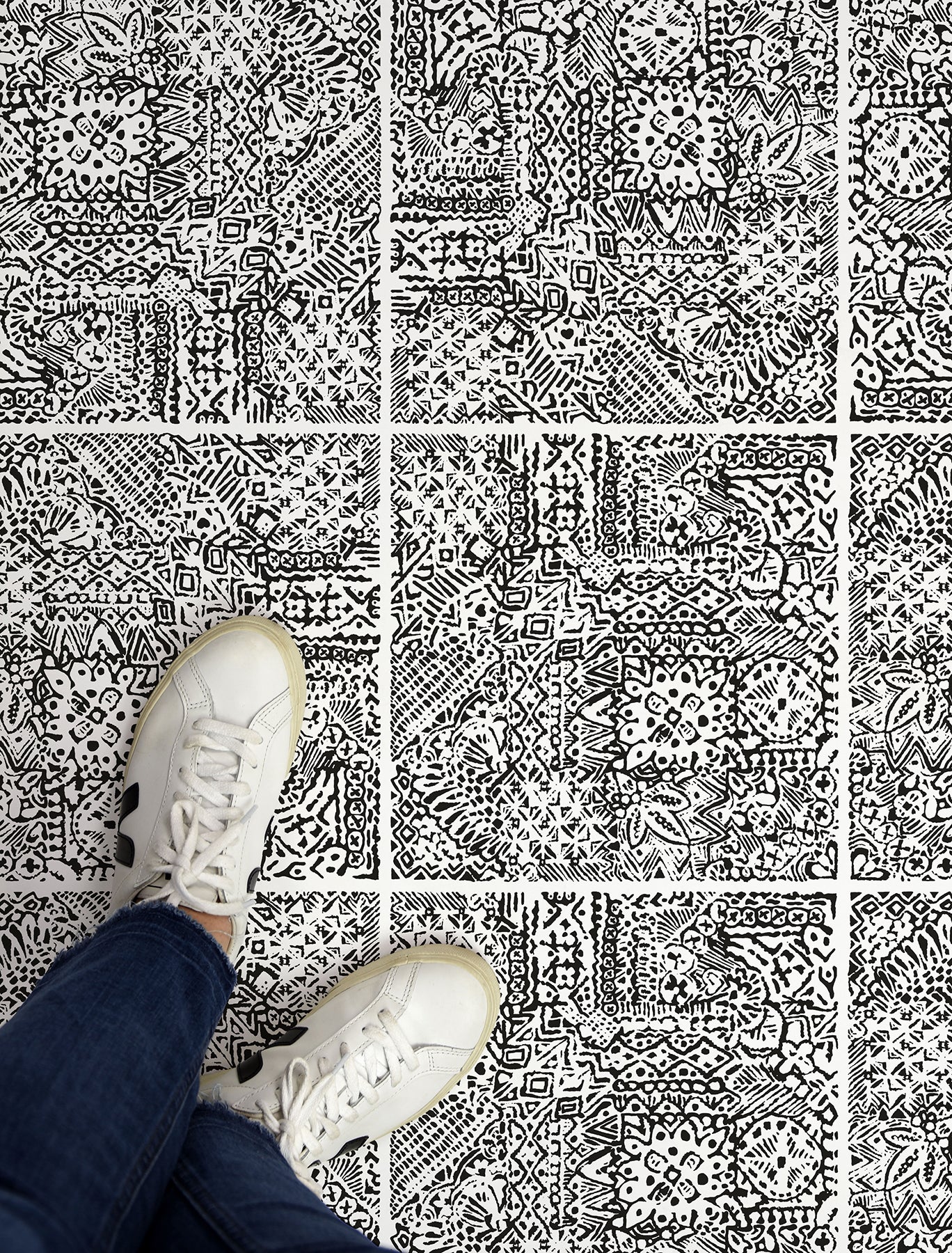 Reo Floor Tiles in a room setting