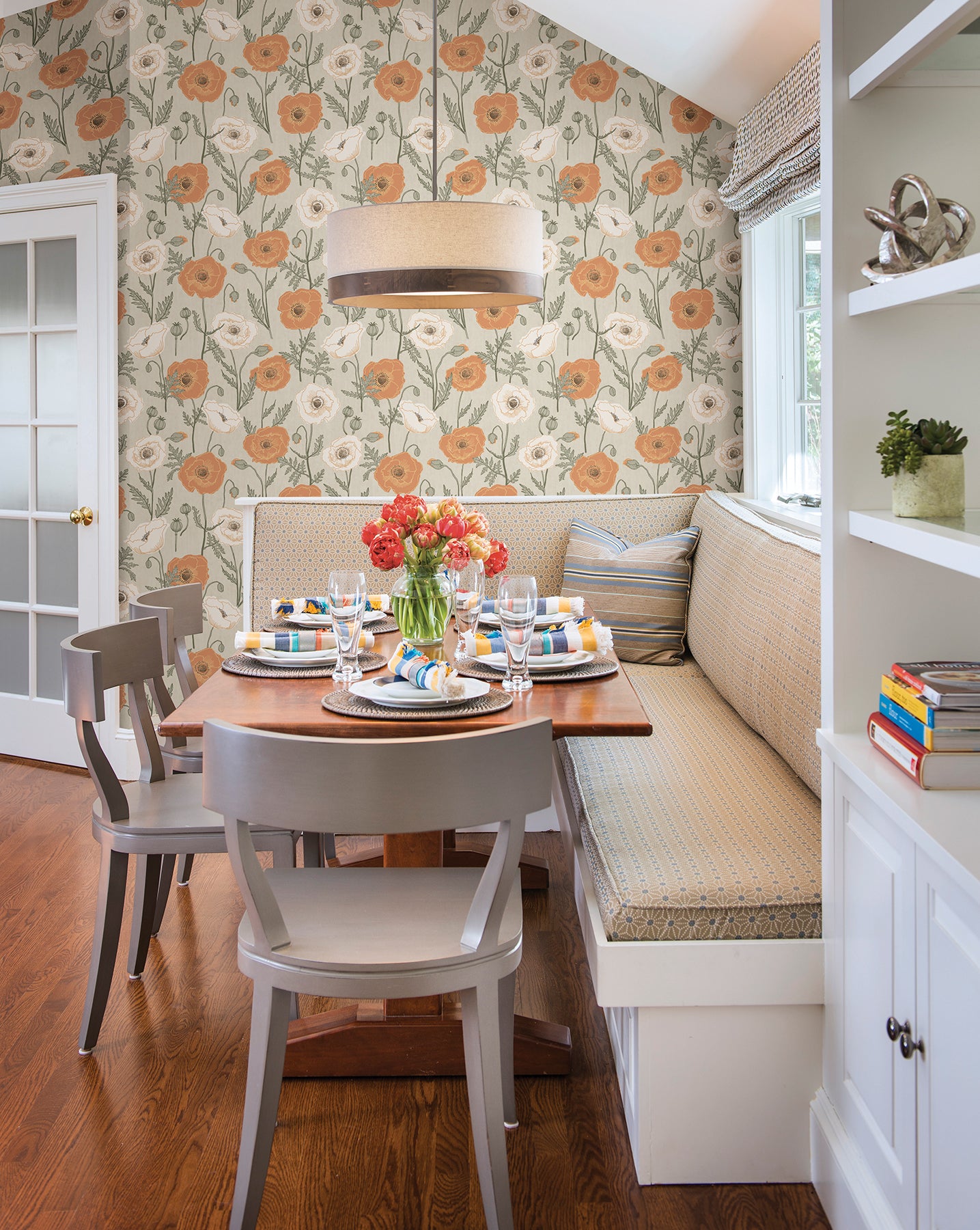 Poppy Field P&S Wallpaper in a room setting