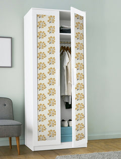 StrawFlower P&S Wallpaper in a room setting