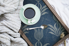 Parrot Tulip P&S Wallpaper in a room setting