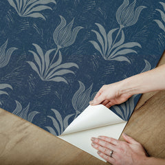 Parrot Tulip P&S Wallpaper - how to peel