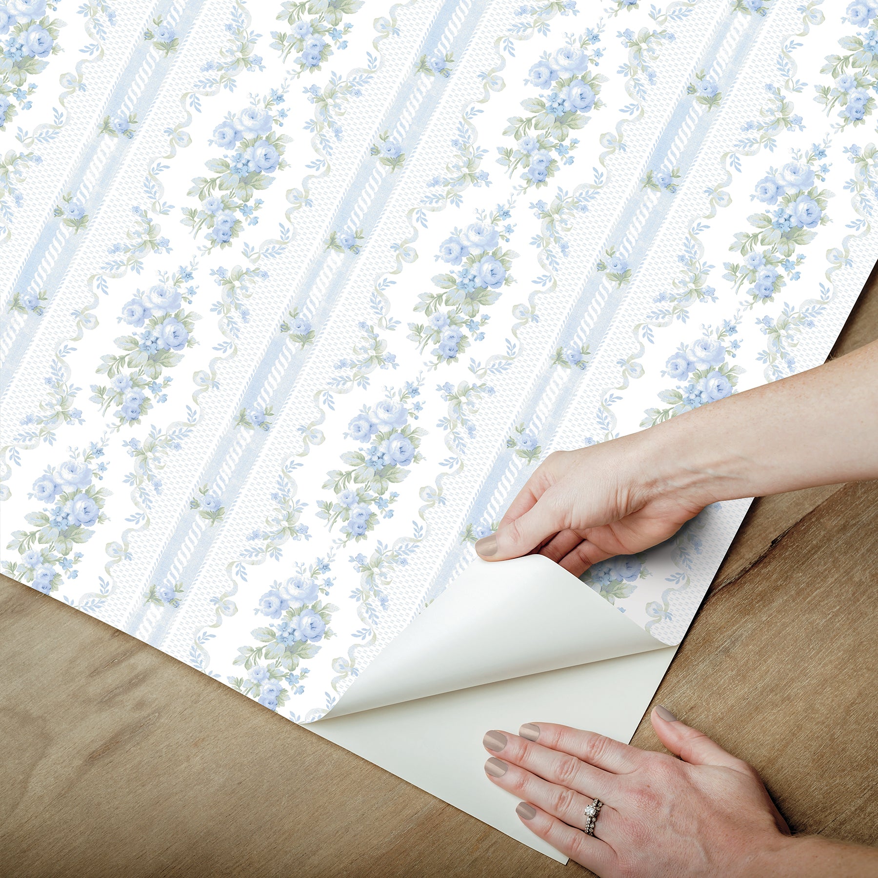 Dreamy Days P&S Wallpaper - how to peel