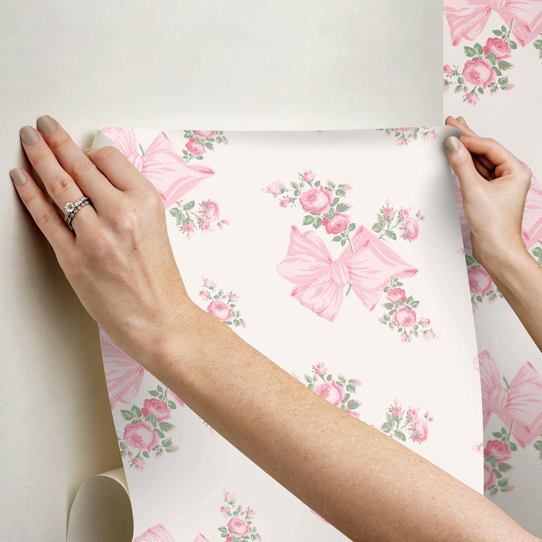 Rosa Beaux P&S Wallpaper - how to stick