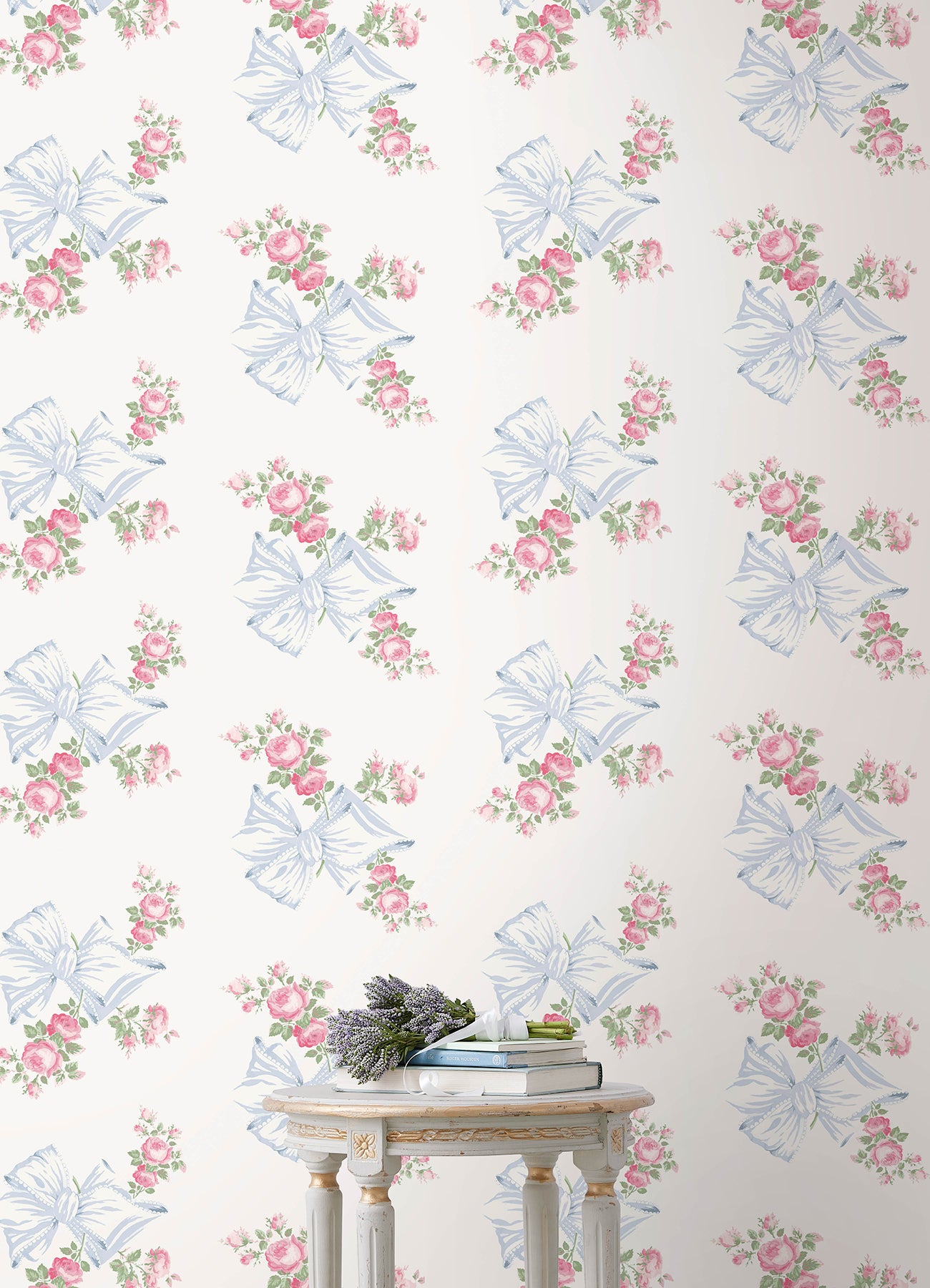 Rosa Beaux P&S Wallpaper in a room setting