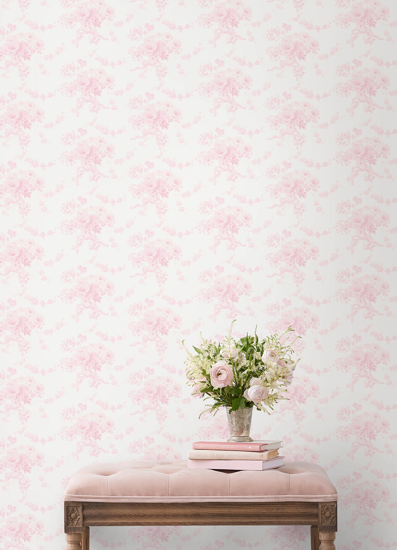 Champagne Harbor P&S Wallpaper in a room setting