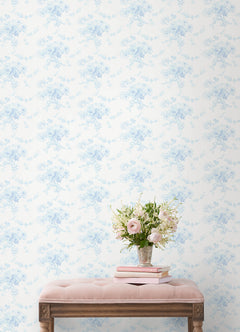 Champagne Harbor P&S Wallpaper in a room setting