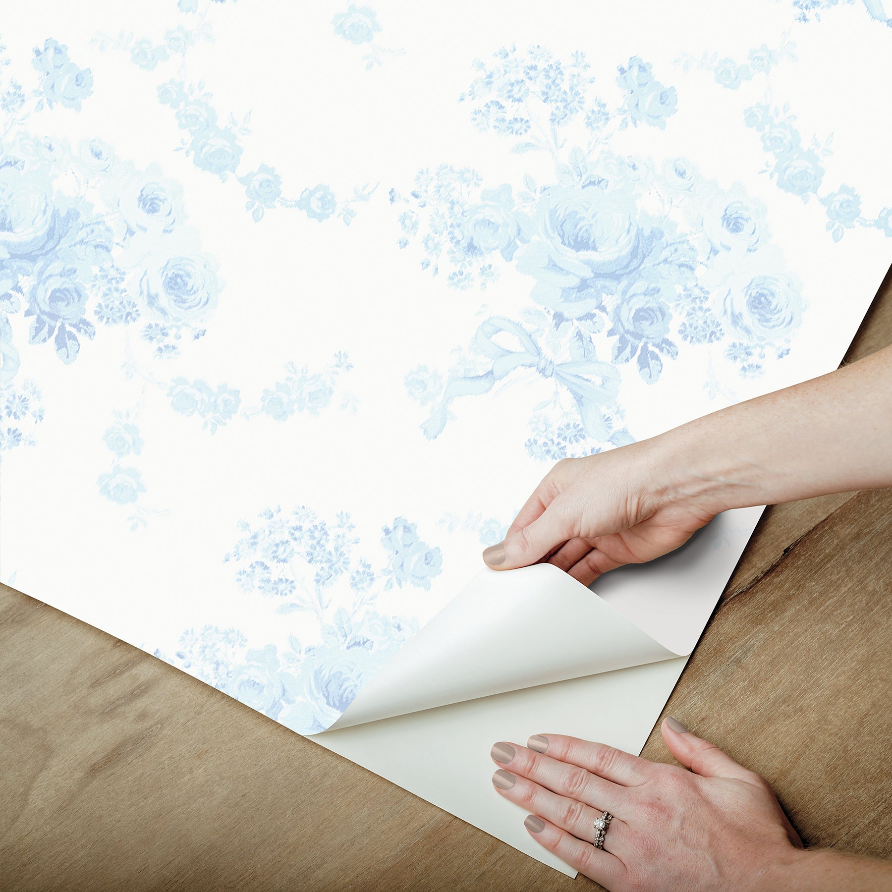 Champagne Harbor P&S Wallpaper - how to peel