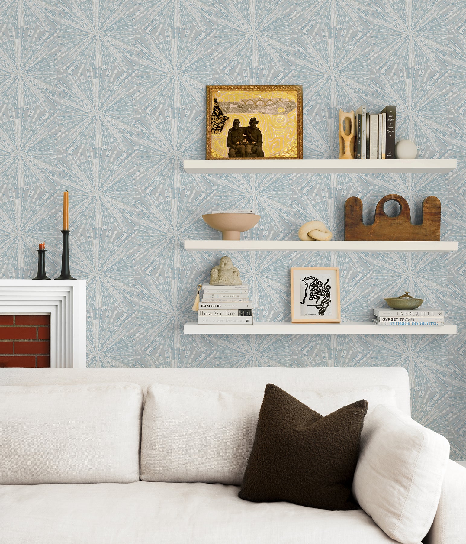 Sunburst P&S Wallpaper in a room setting