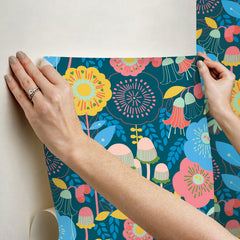 Dream Garden P&S Wallpaper - how to stick