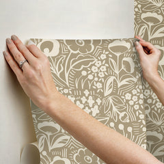 Jeani P&S Wallpaper - how to stick