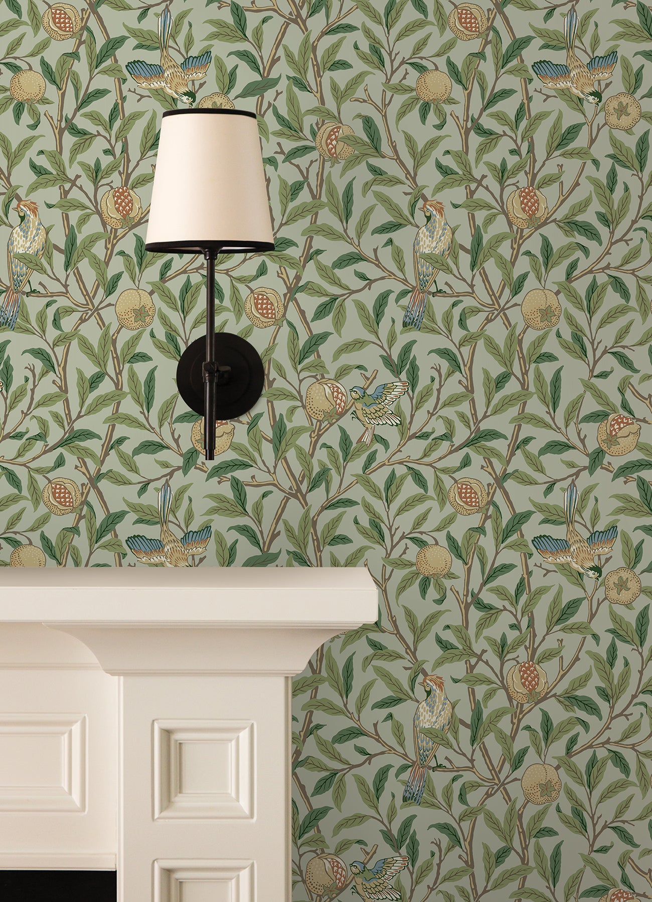 Bird and Pomegranate P&S Wallpaper in a room setting