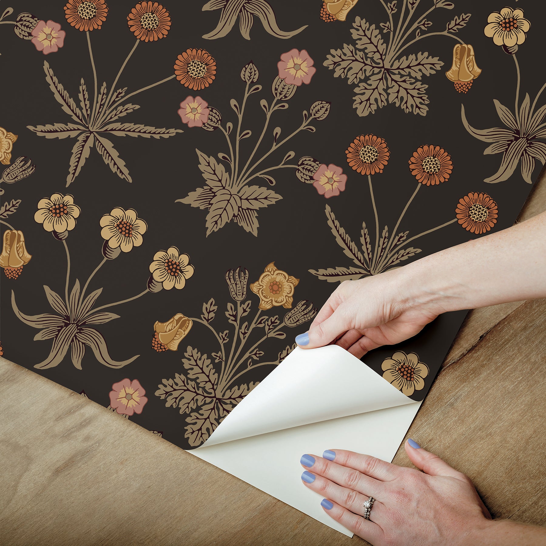 Daisy P&S Wallpaper - how to peel