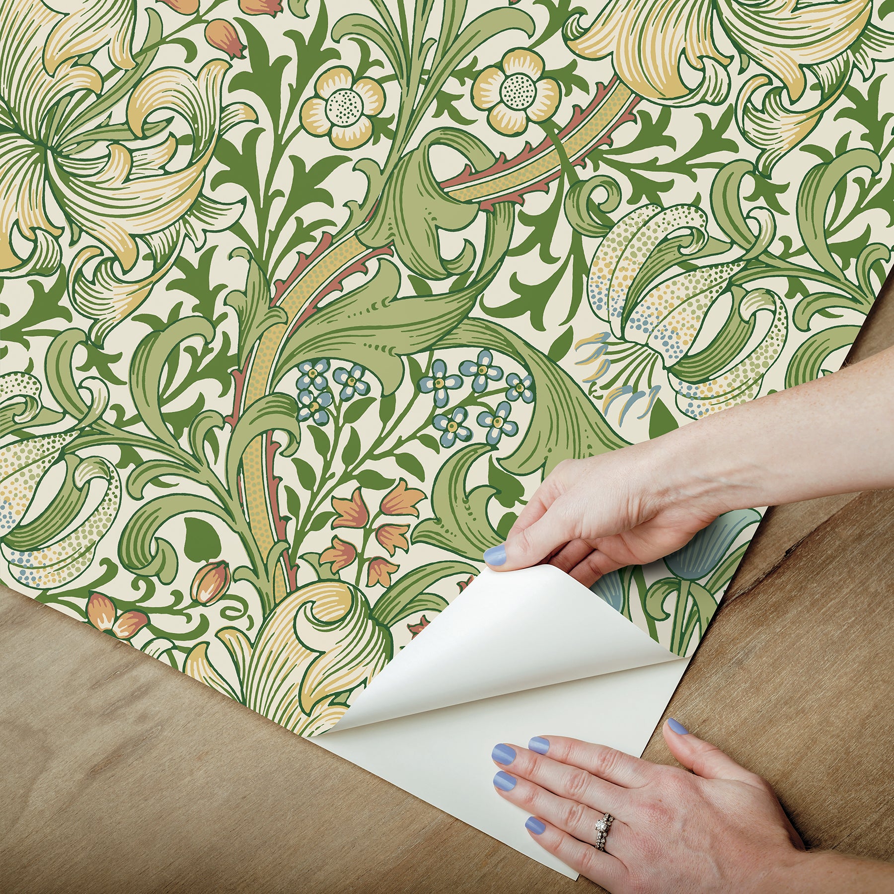 Golden lily P&S Wallpaper - how to peel