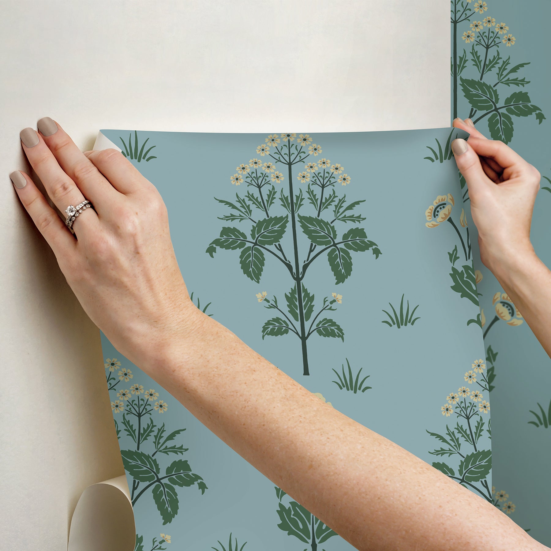 Meadow Sweet P&S Wallpaper - how to stick
