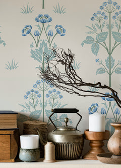 Meadow Sweet P&S Wallpaper in a room setting