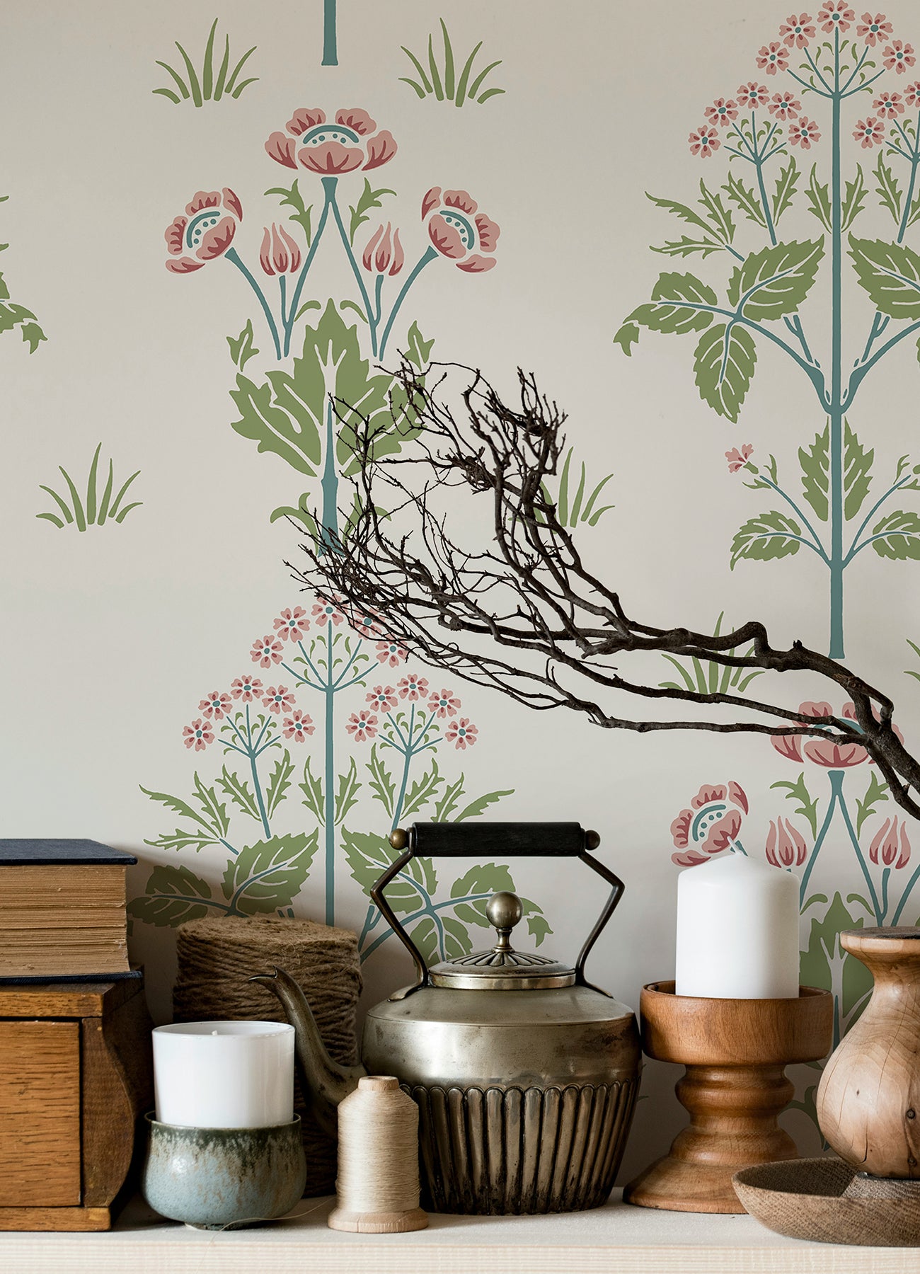 Meadow Sweet P&S Wallpaper in a room setting