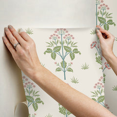 Meadow Sweet P&S Wallpaper - how to stick