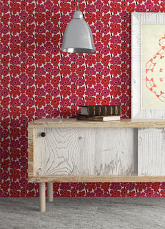 Pieni Unikko P&S Wallpaper in a room setting