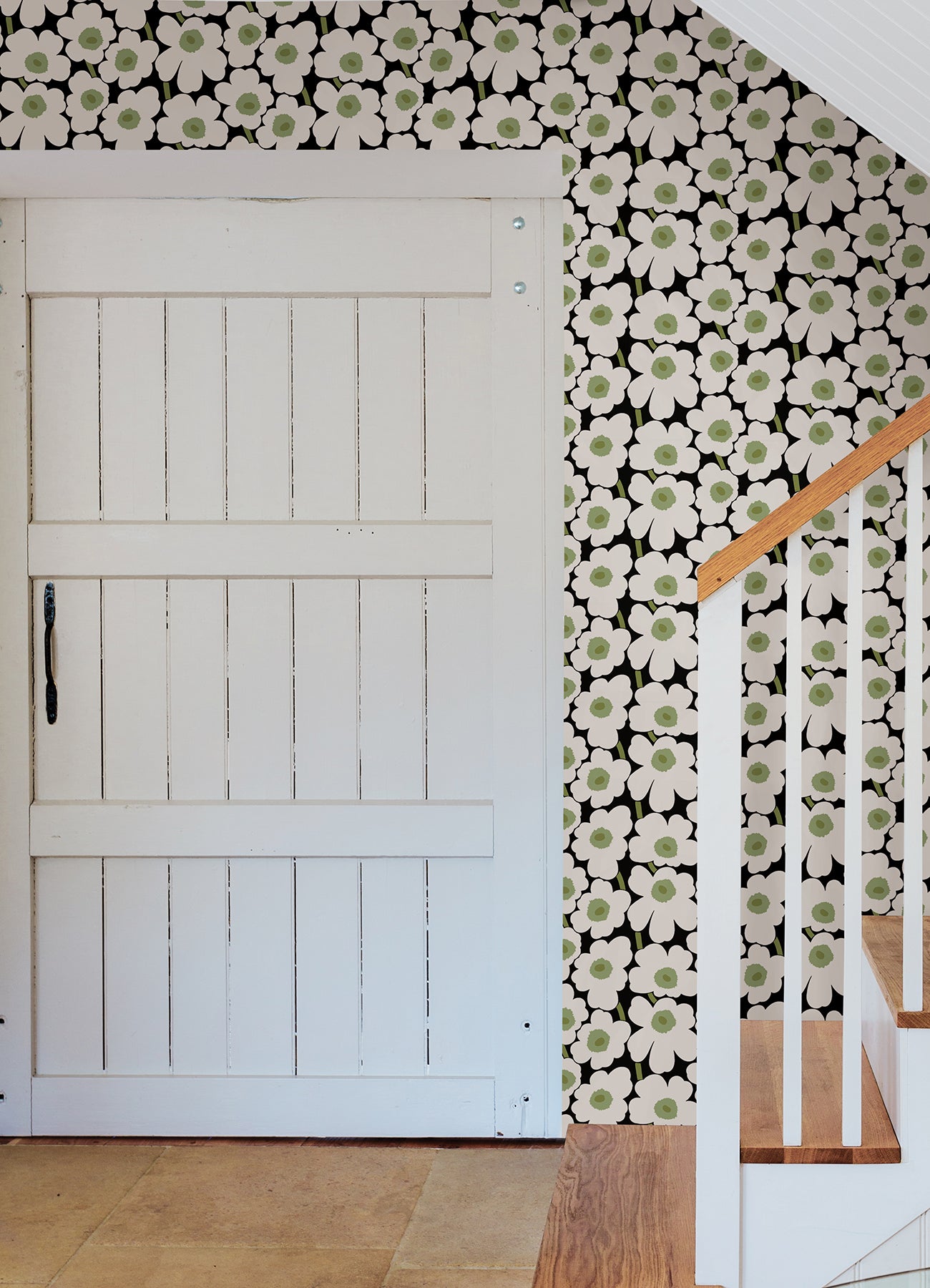 Pieni Unikko P&S Wallpaper in a room setting