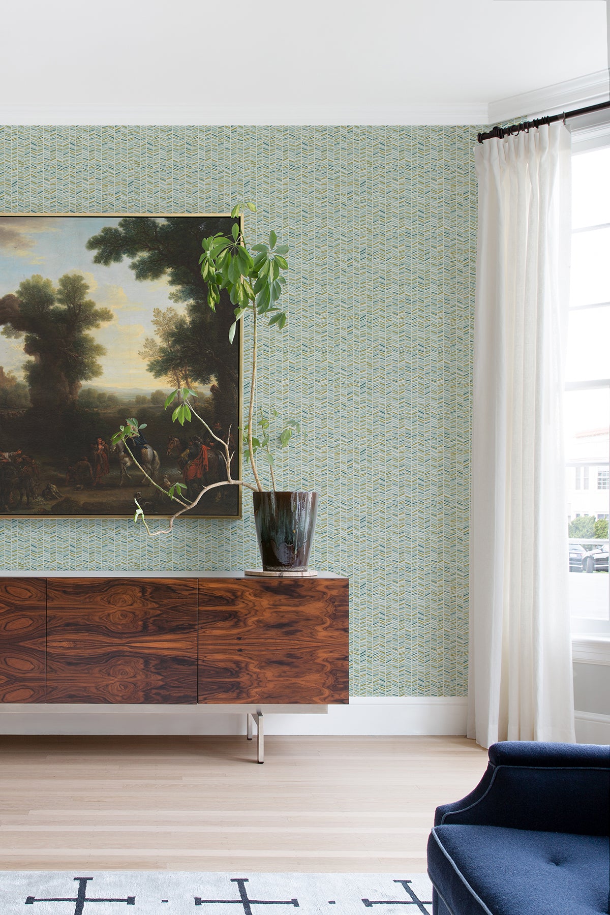 Broken Chevron P&S Wallpaper in a room setting
