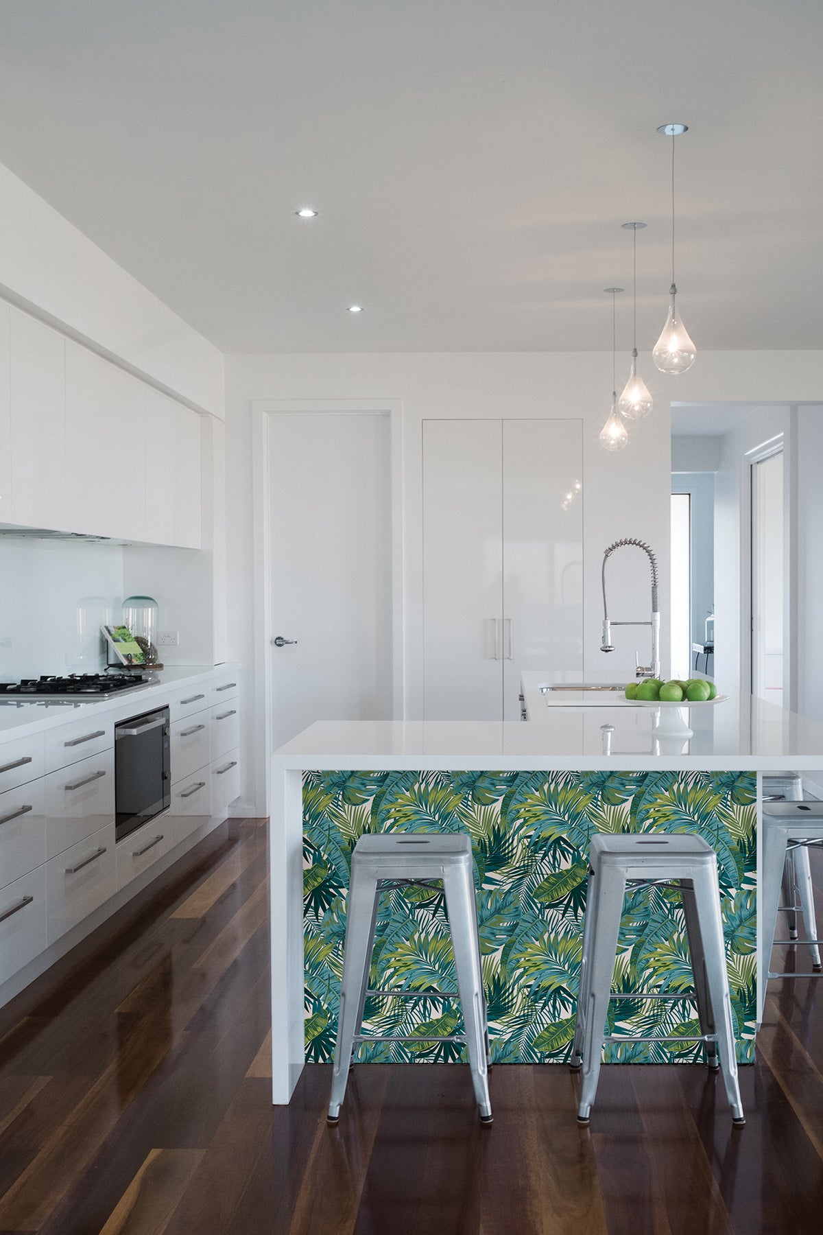 Bangalow Tropical Palm P&S Wallpaper in a room setting