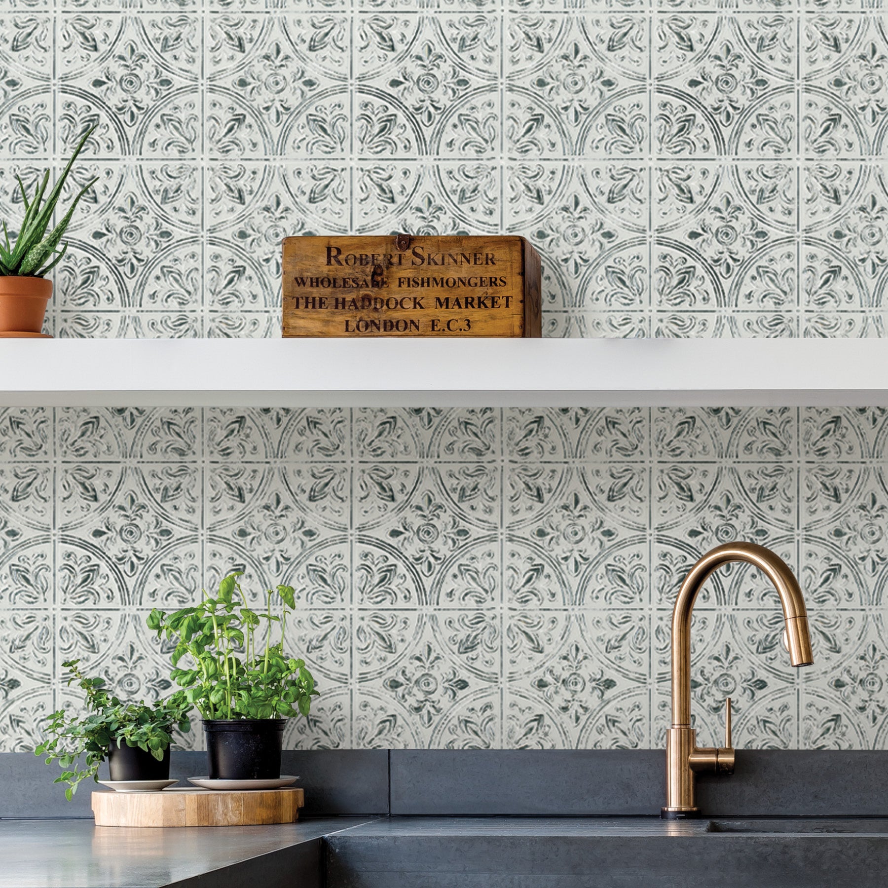 Chelsea Antique Tiles in a room setting