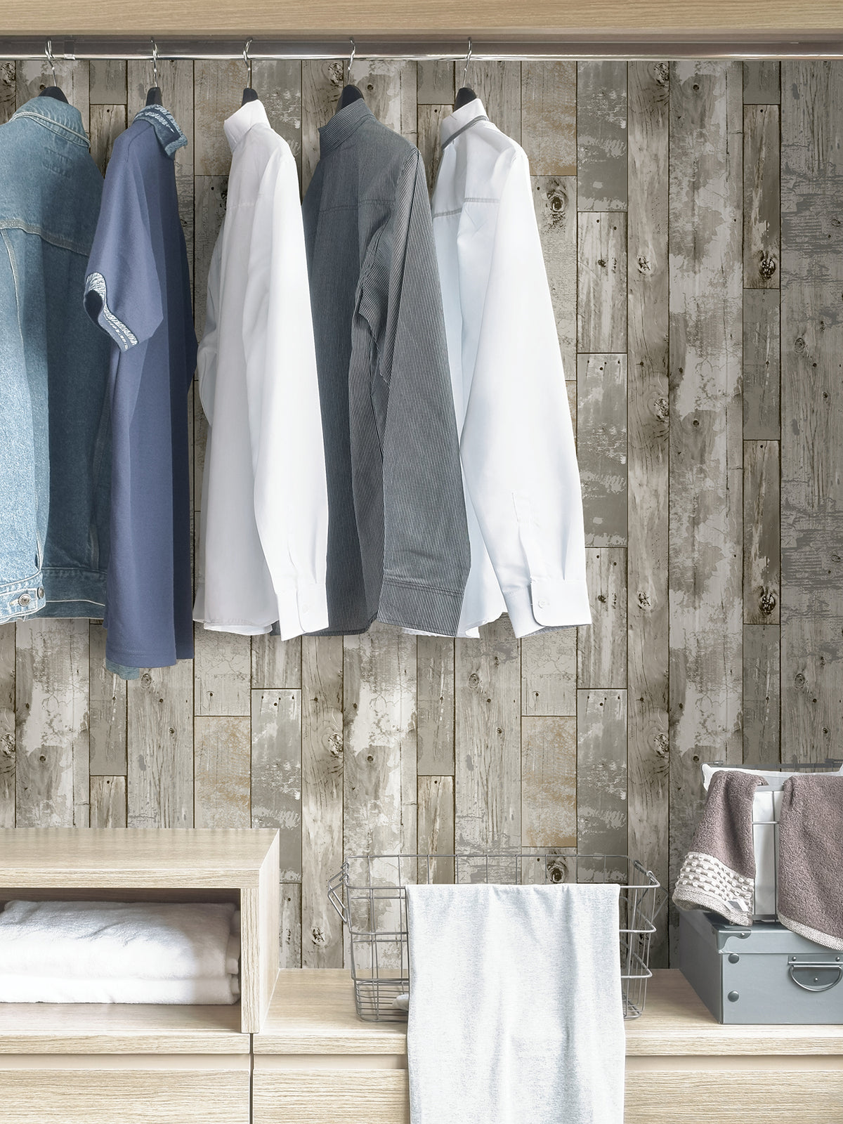 Driftwood P&S Wallpaper in a room setting