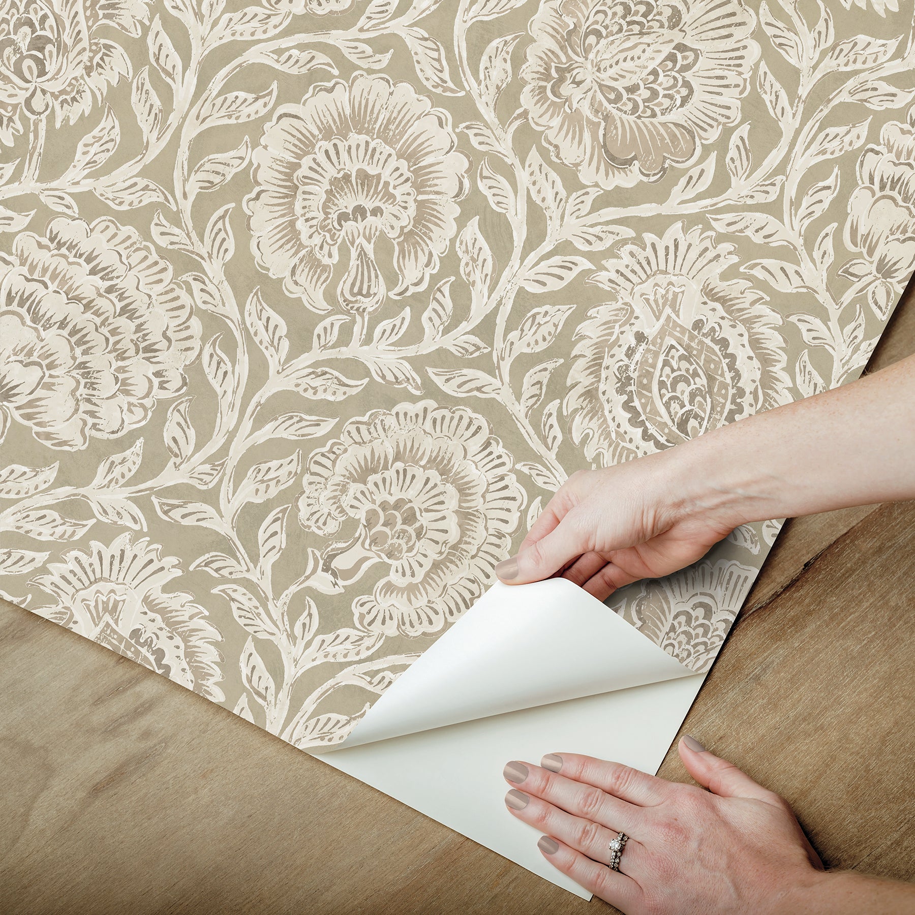 Aliviya P&S Wallpaper - how to peel