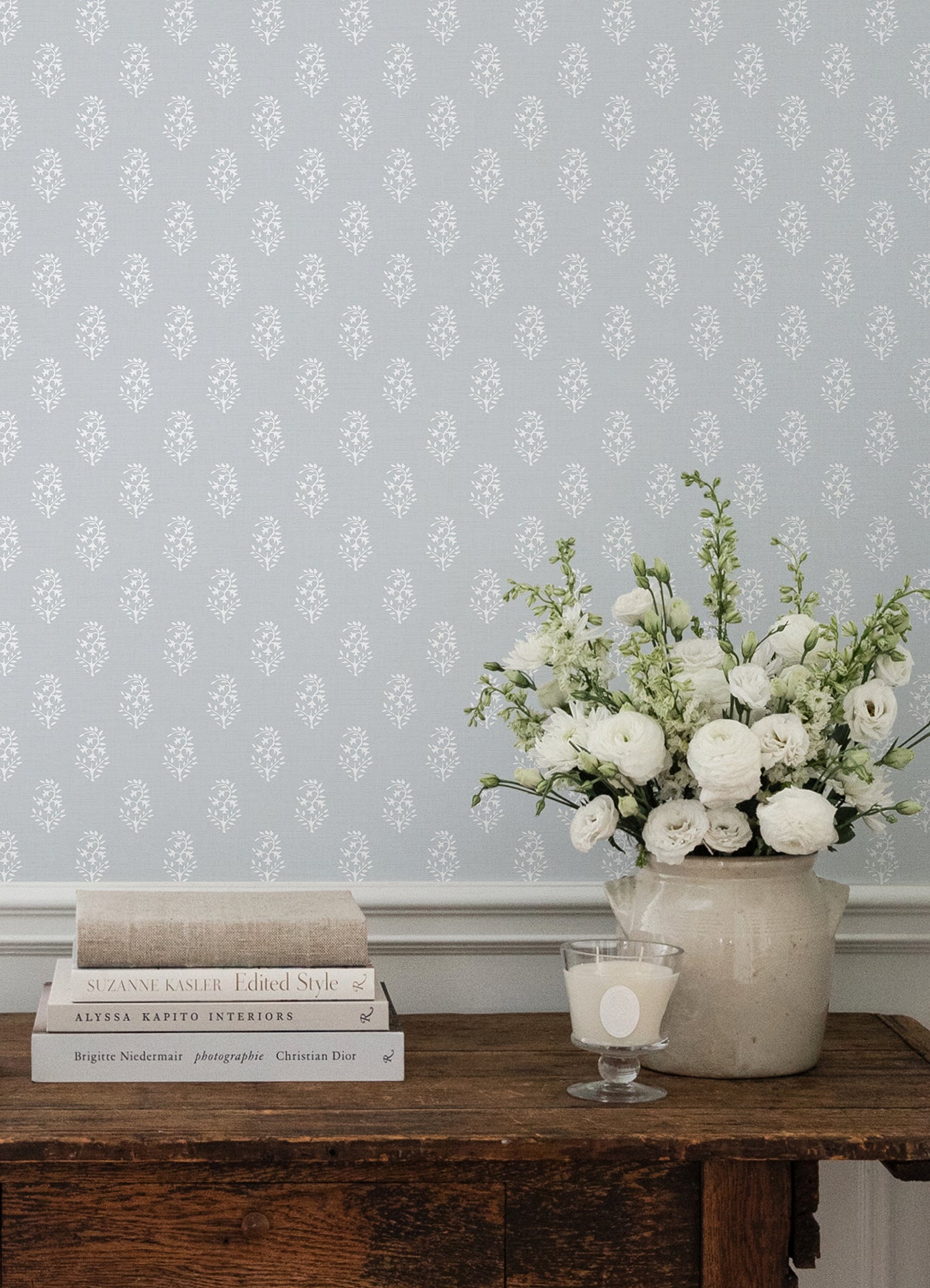 Nabela Noor Home Safia Peel and Stick Wallpaper in a room setting