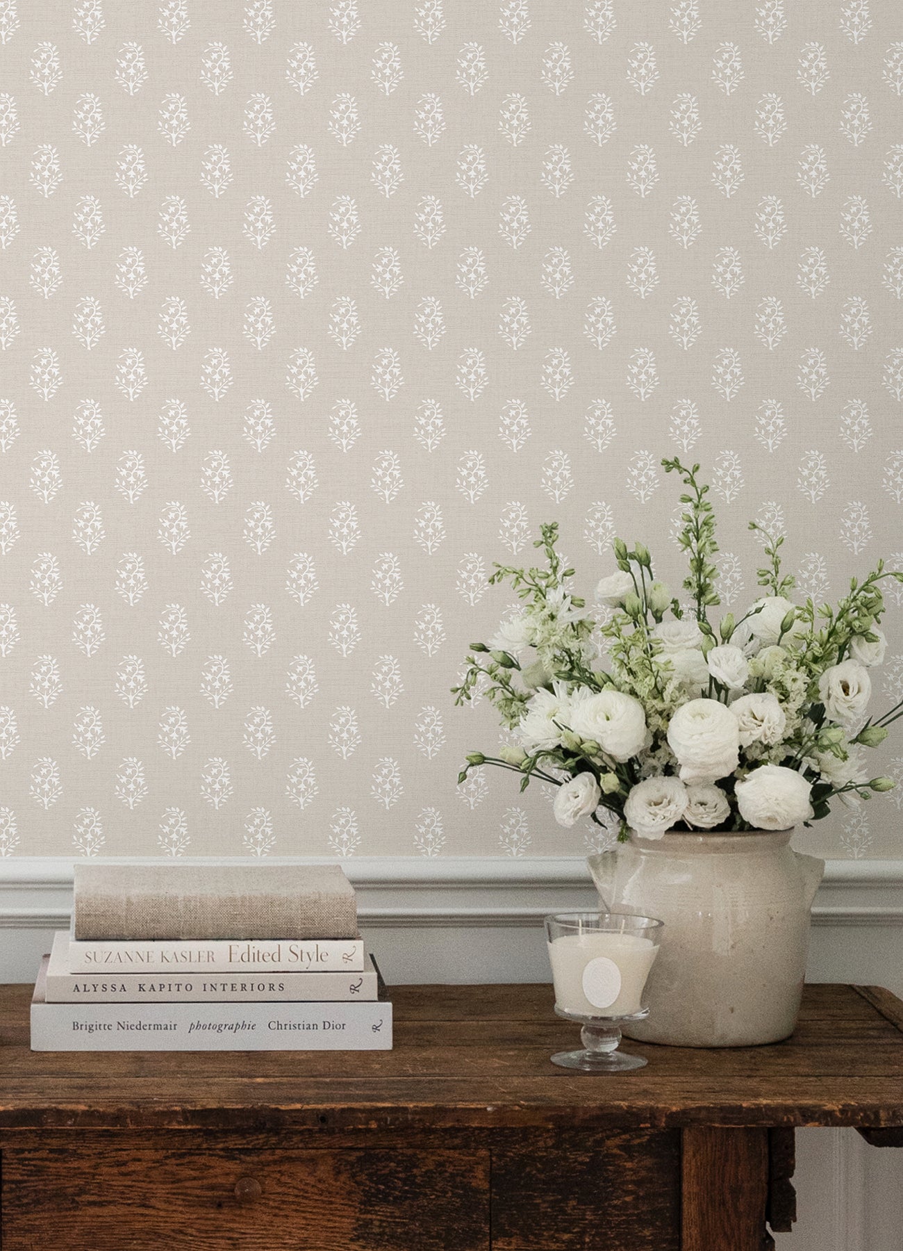 Nabela Noor Home Safia Peel and Stick Wallpaper in a room setting