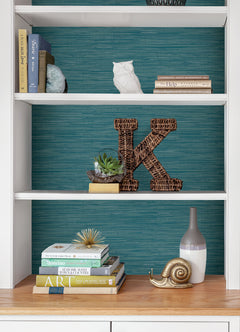 Grassweave P&S Wallpaper in a room setting