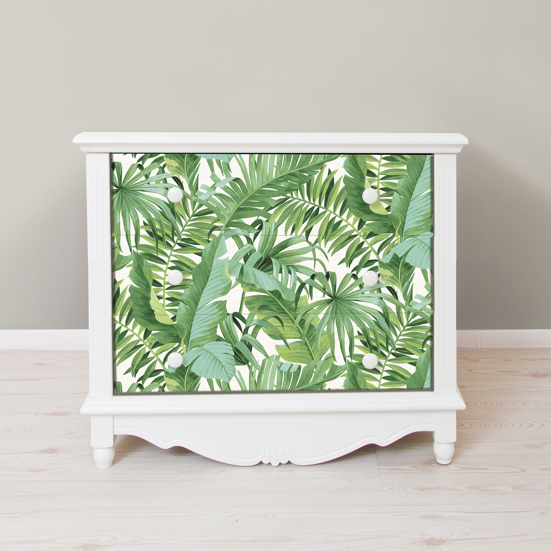 Maui P&S Wallpaper in a room setting