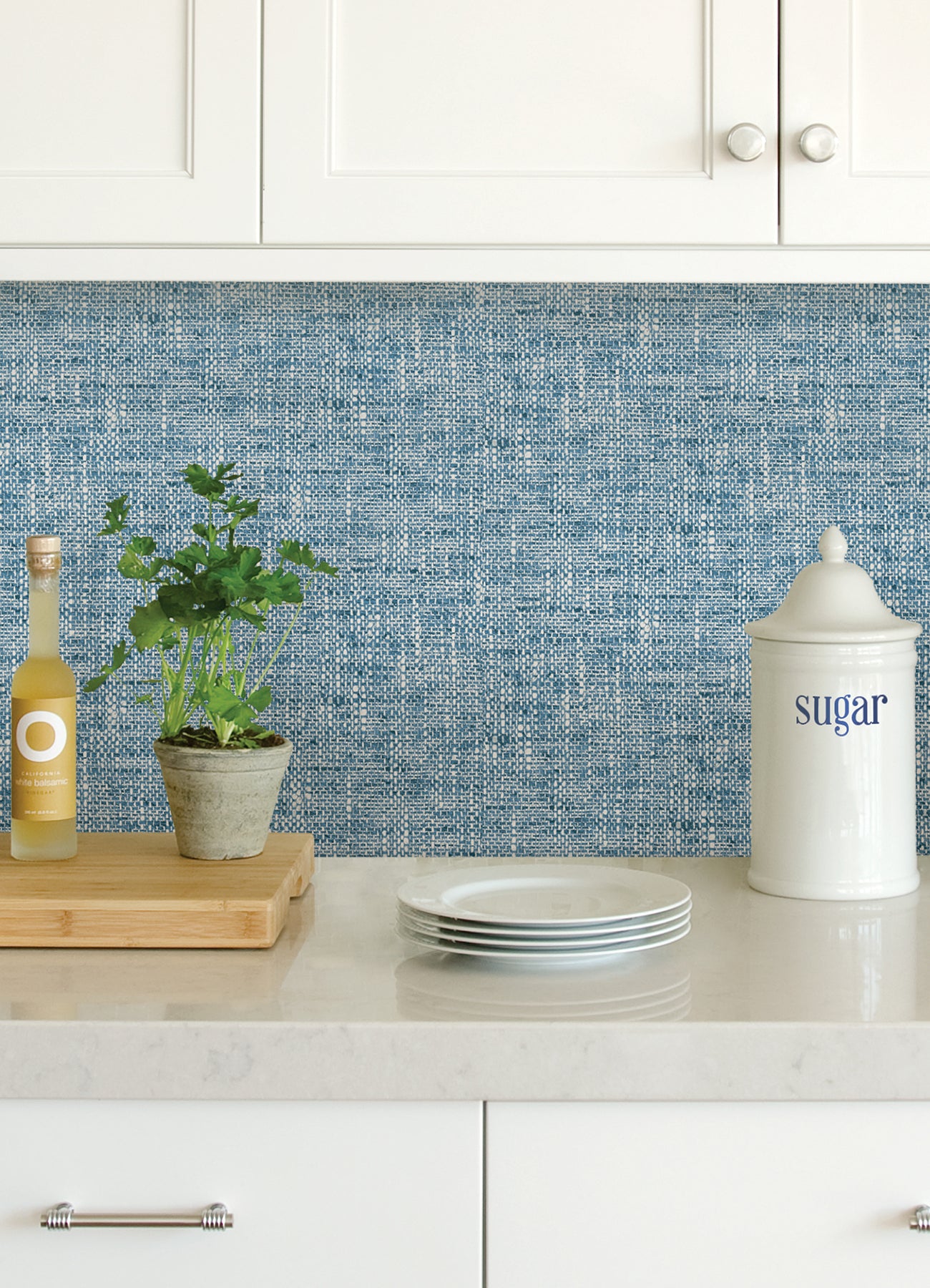 Poplin Texture P&S Wallpaper in a room setting