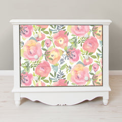 Peachy Keen P&S Wallpaper in a room setting