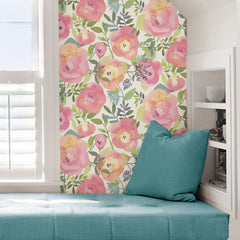 Peachy Keen P&S Wallpaper in a room setting