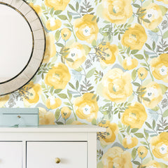 Peachy Keen P&S Wallpaper in a room setting