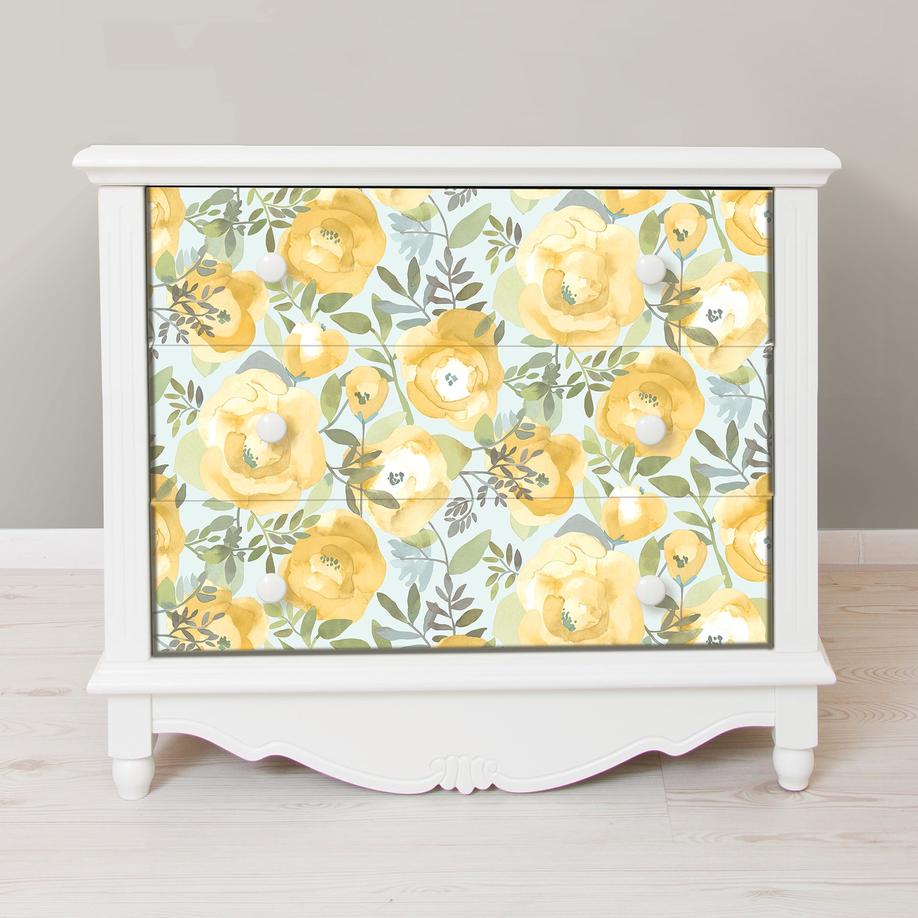Peachy Keen P&S Wallpaper in a room setting