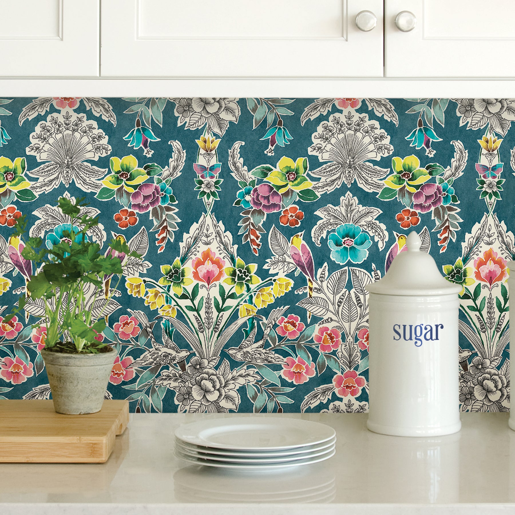 Summer Love P&S Wallpaper in a room setting